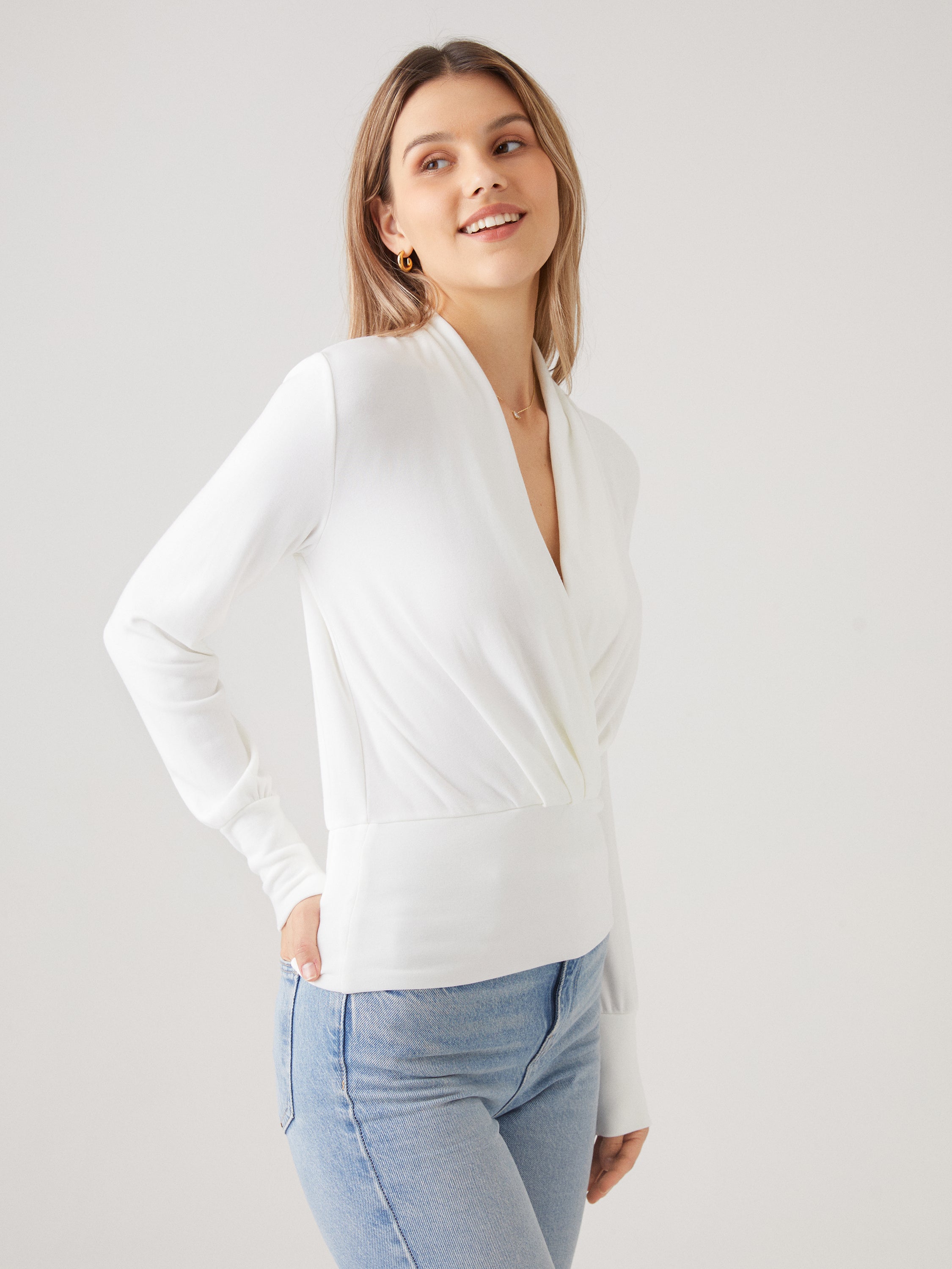 LuxeForm Minimal Top